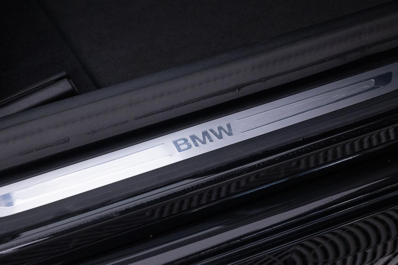 BMW 5-SERIE 530 e Touring Business Edition Plus | LEDER | LED ? 1e Eigenaar