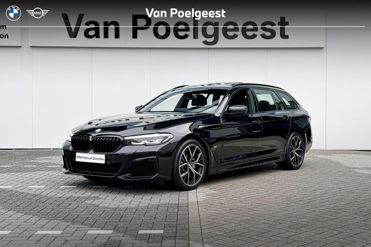 BMW 5-SERIE Touring 520i M Sport | Trekhaak | Panoramadak