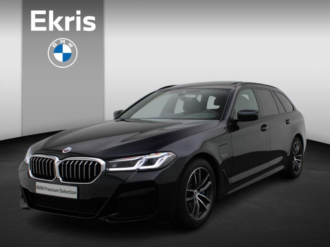 BMW 5-SERIE Touring 530e High Executive | M Sportpakket | Parking Pack | Trekhaak | Panoramadak | Laserlight | 18''