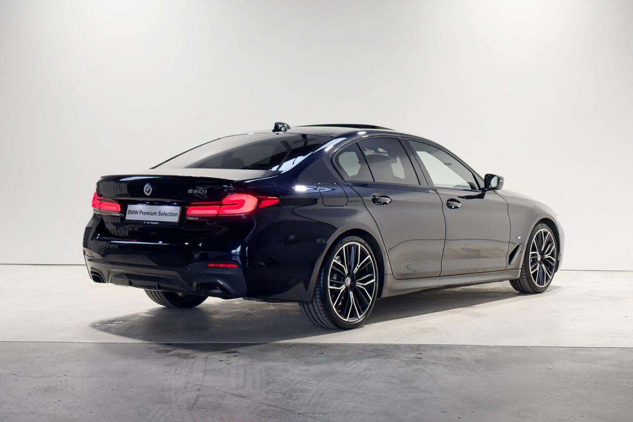 BMW 5-SERIE Sedan 520i Business Edition Plus M Sportpakket Pro Aut.