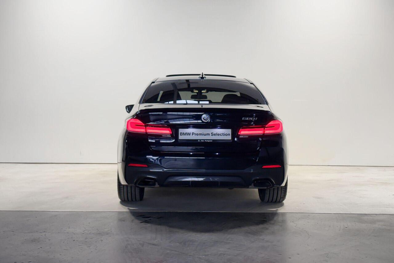 BMW 5-SERIE Sedan 520i Business Edition Plus M Sportpakket Pro Aut.