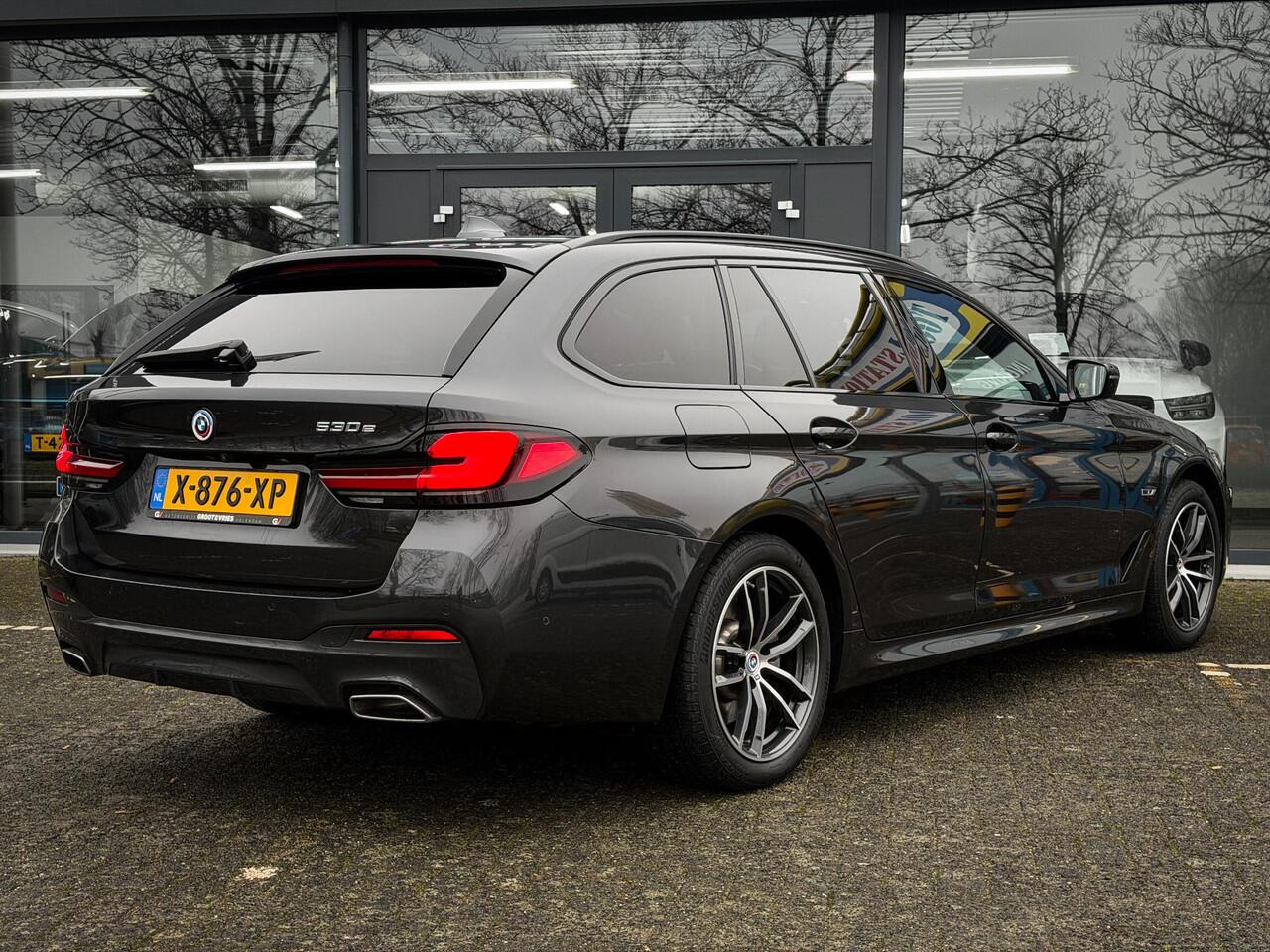 BMW 5-SERIE Touring 530e Business Edition Plus M-Sport |Pano|Comfortstoelen|Memory|Head Up|Laser