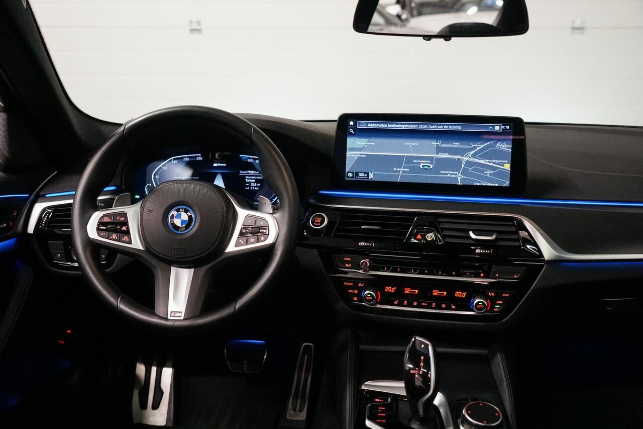 BMW 5-SERIE 530e xDrive M-Sport | Schuifdak | Harman Kardon | Head Up
