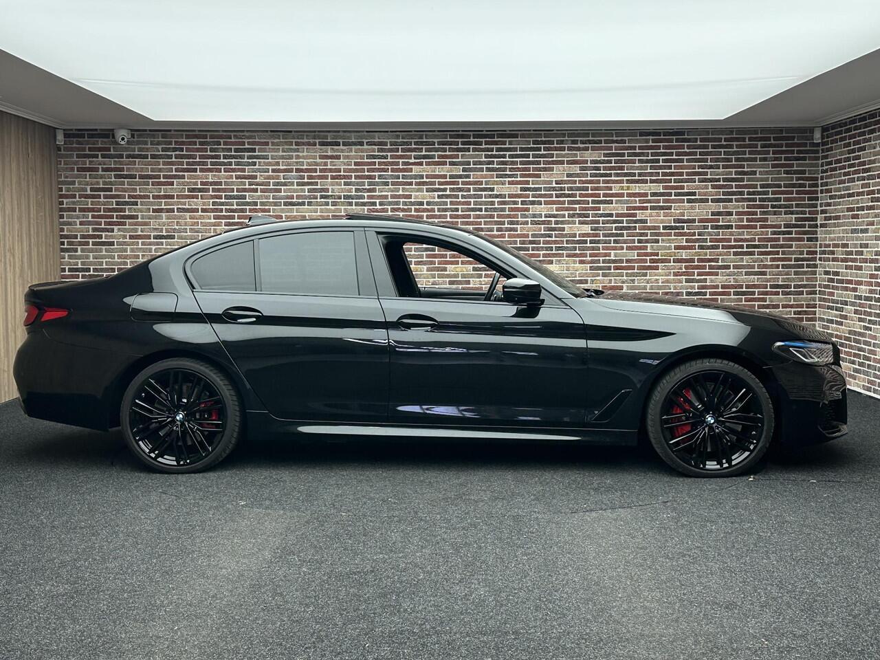 BMW 5-SERIE 545e xDrive High Executive M Sport Dak Laser Memory Premium Garantie