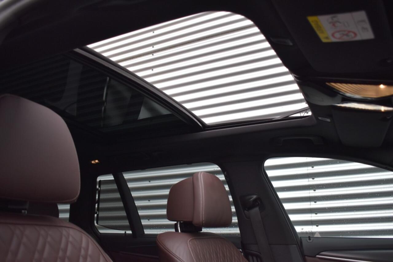 BMW 5-SERIE 530e XDRIVE M-SPORT / COMFORT ZETELS / HEAD UP / ADAP. CRUISE