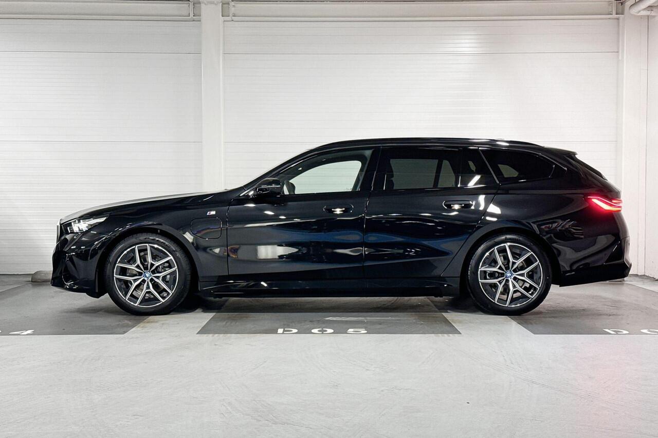 BMW 5-SERIE Touring 530e | M-Sport Pro | Travel Pack | Comfort Pack | Harman/Kardon | Comfort Access