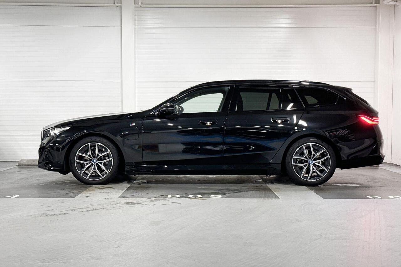 BMW 5-SERIE Touring 530e | M-Sport | Travel Pack | Comfort Pack | Harman/Kardon | Comfort Access