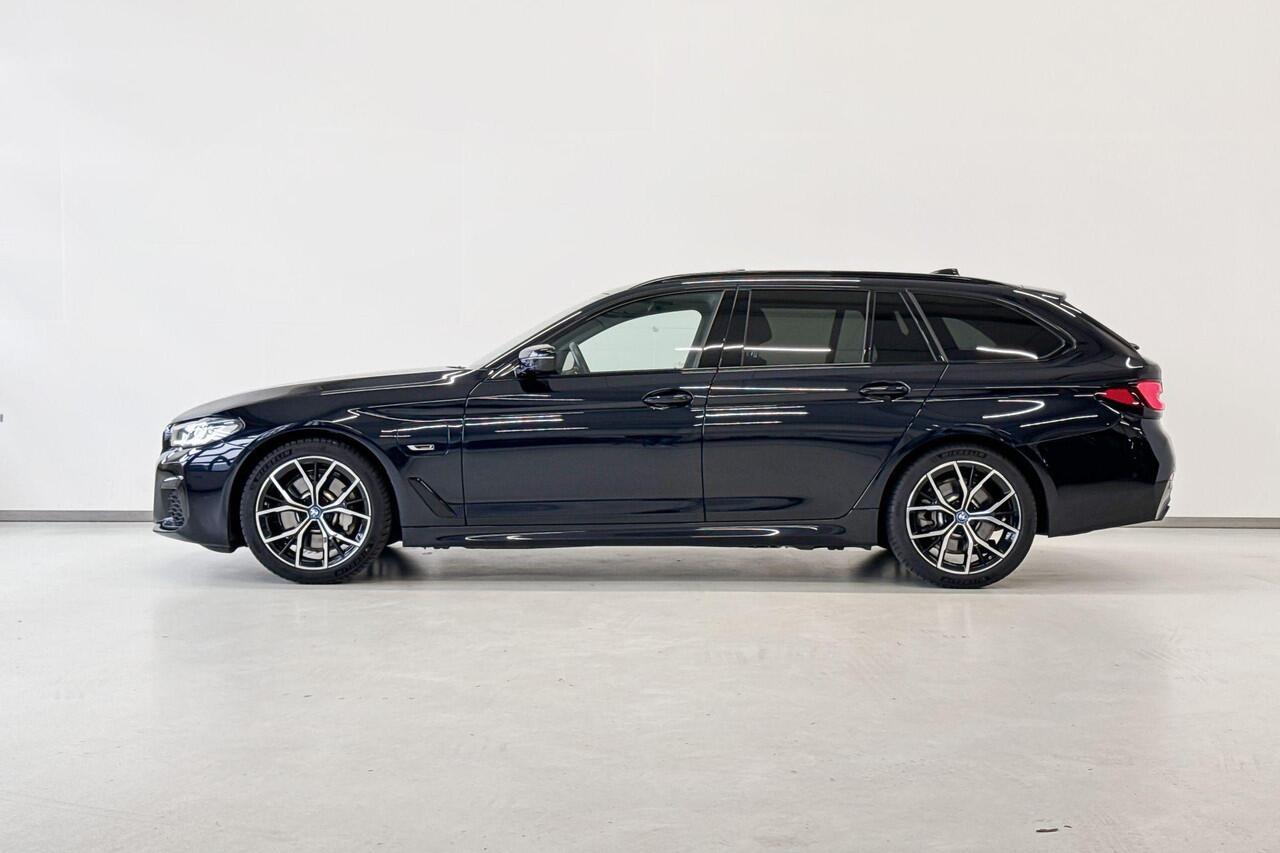 BMW 5-SERIE Touring 530e M Sportpakket Innovation Pack Aut.