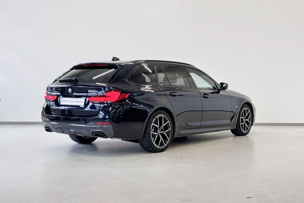 BMW 5-SERIE Touring 530e M Sportpakket Innovation Pack Aut.