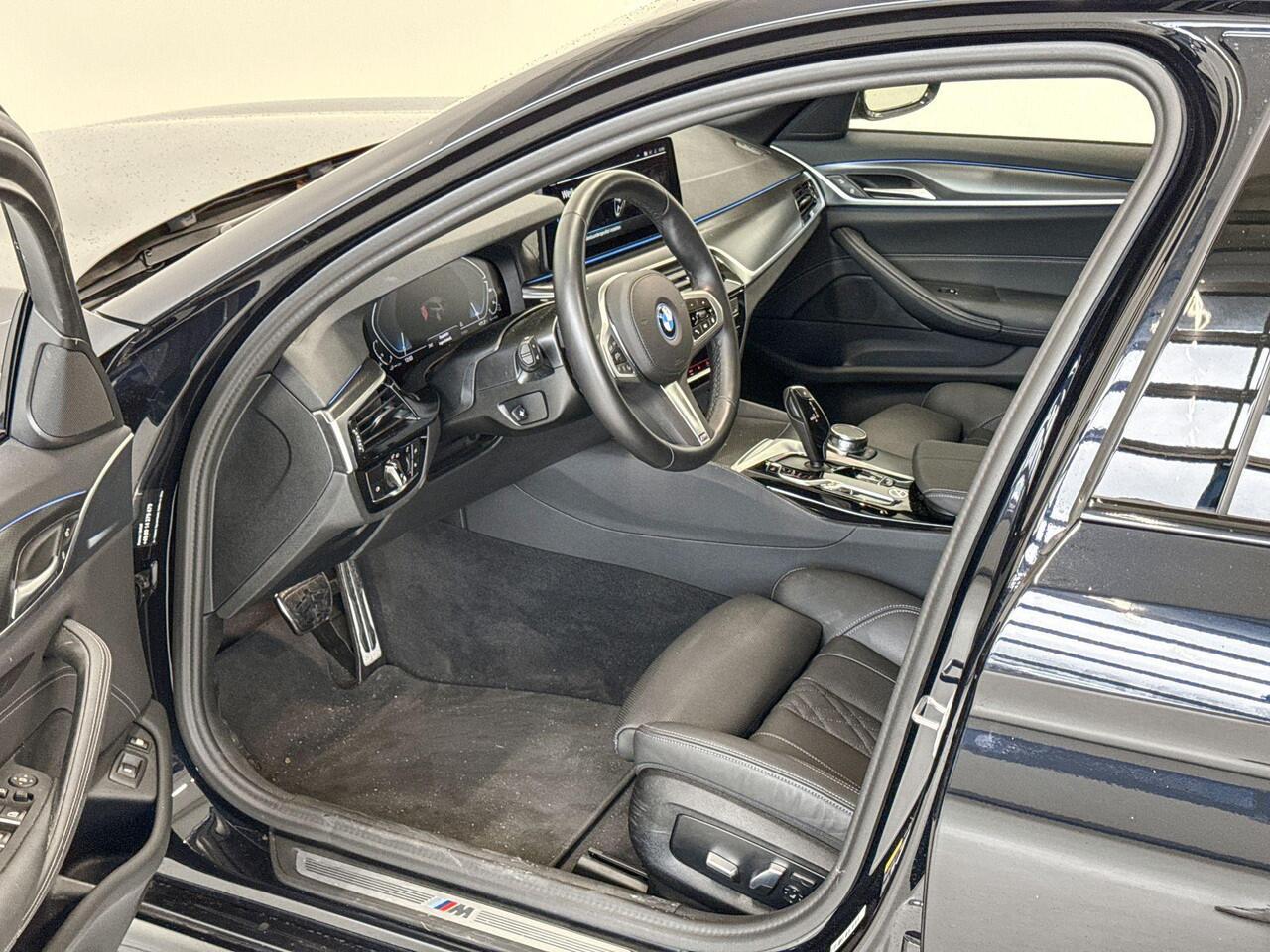 BMW 5-SERIE Touring 530e M Sportpakket Innovation Pack Aut.