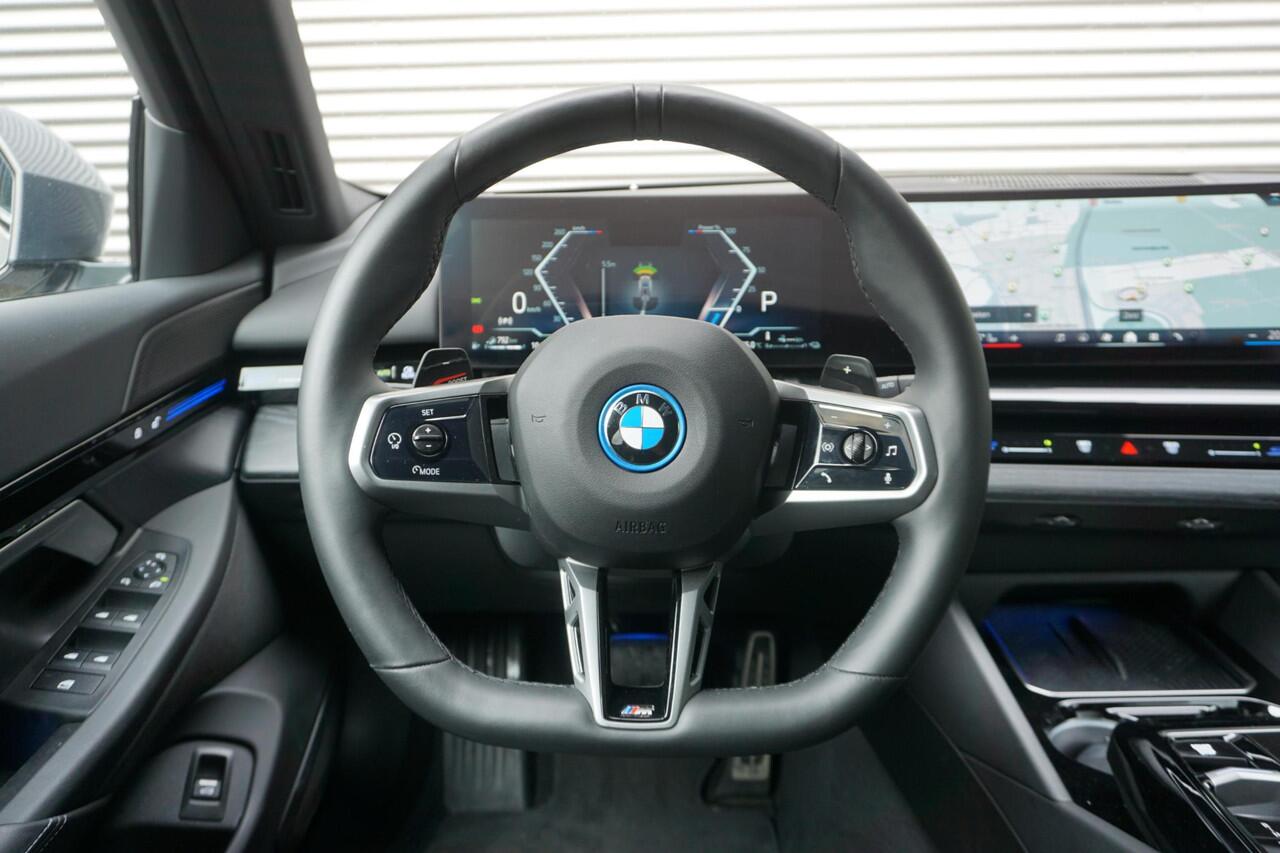BMW 5-SERIE Touring 530e | M Sportpakket | Trekhaak | Driving Assistant Plus
