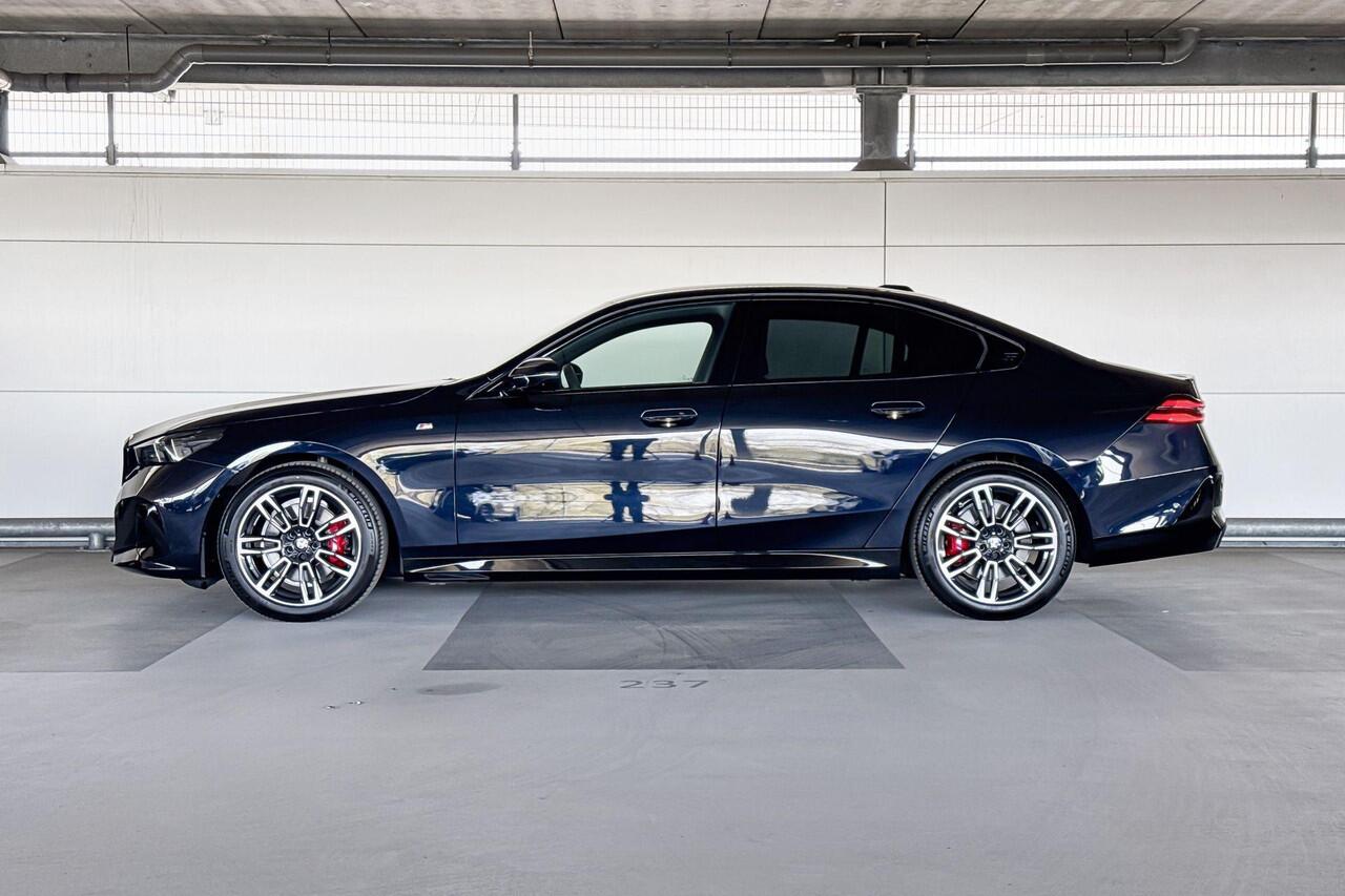 BMW 5-SERIE Sedan 520d M Sport