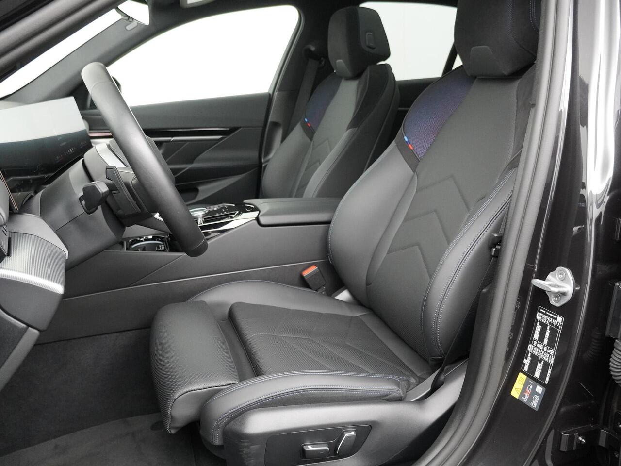 BMW 5-SERIE 530e M Sportpakket | Panoramadak | Trekhaak | Stoelverwarming