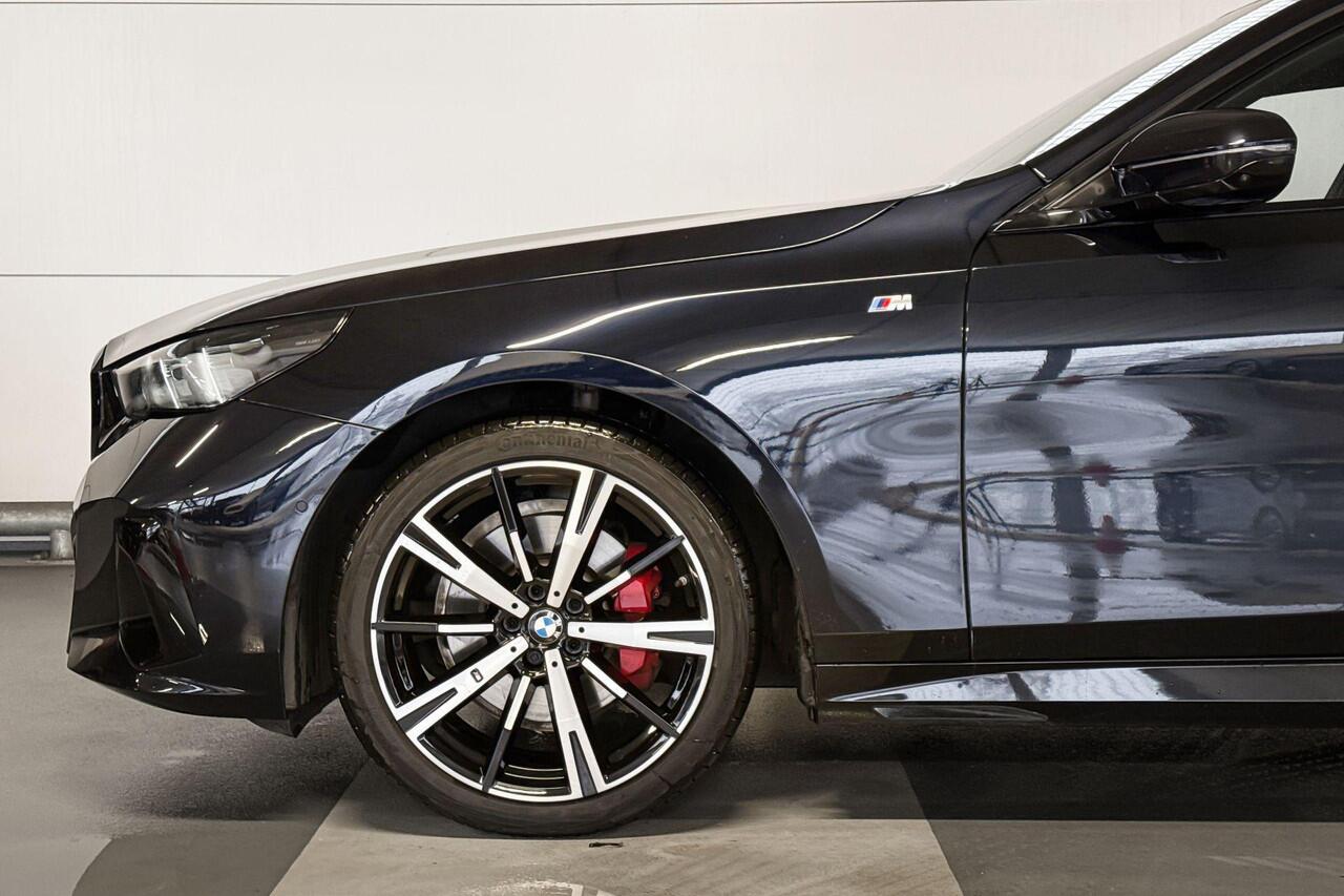 BMW 5-SERIE Sedan 520i High Executive M-Sport Pro