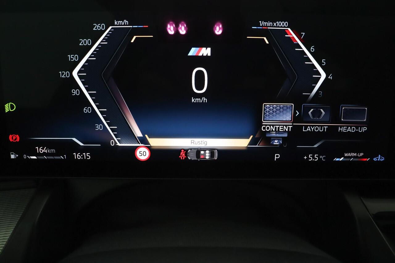 BMW 5-SERIE 520i | M Sportpakket Pro | Innovation Pack | Driving Assistant Prof. | Trekhaak | Panoramadak | Harman-Kardon | Stoelventilatie | Comfortstoelen |