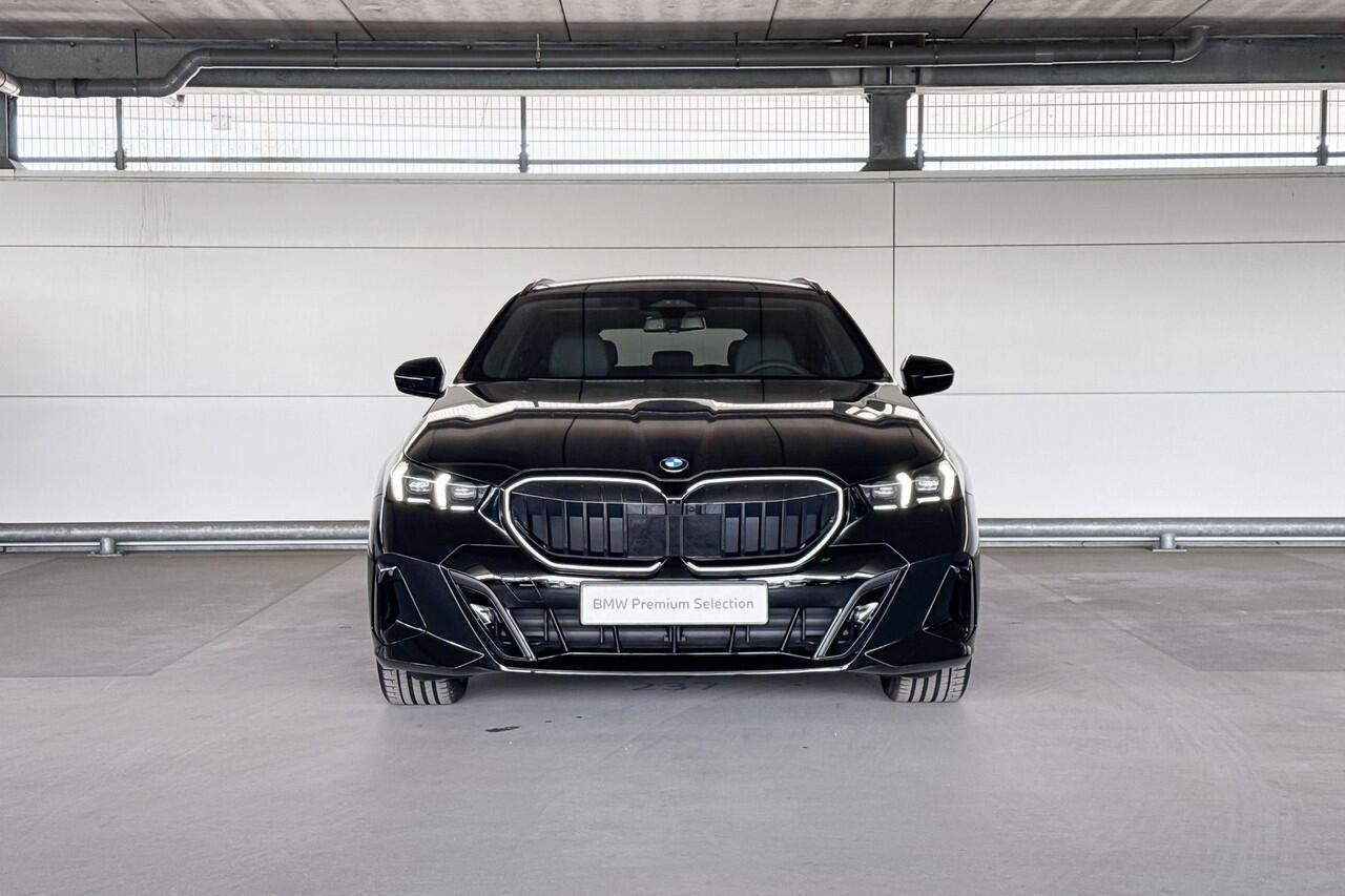 BMW 5-SERIE Touring 520i | M Sport Pro | Travel Pack | Comfort Pack