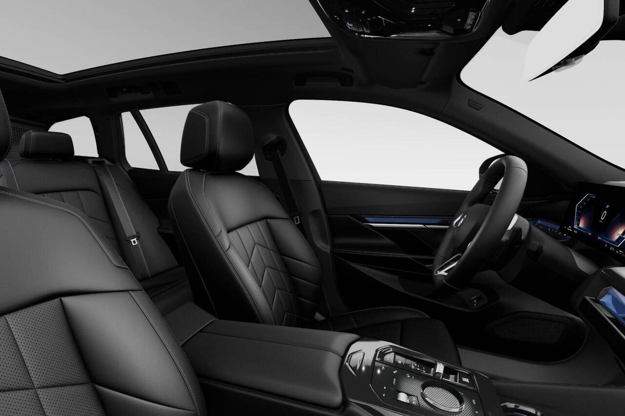 BMW 5-SERIE Touring 520i | M Sport Pro | Innovation Pack | Travel Pack | Comfort Pack