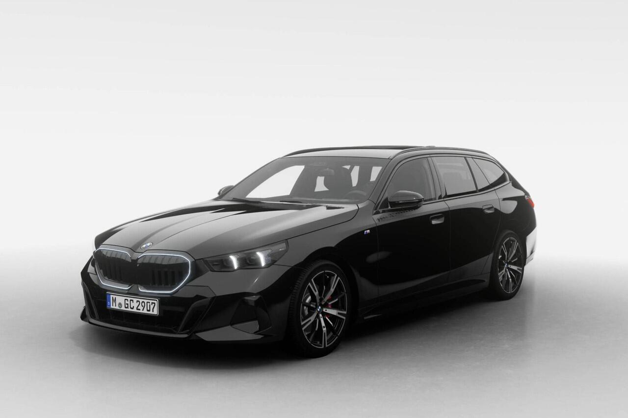 BMW 5-SERIE Touring 520i | M Sport Pro | Innovation Pack | Travel Pack | Comfort Pack