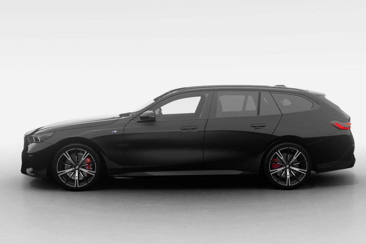BMW 5-SERIE Touring 520i | M Sport Pro | Innovation Pack | Travel Pack | Comfort Pack