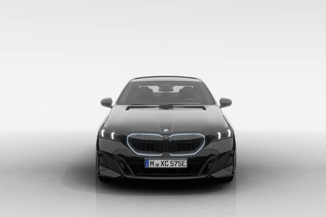 BMW 5-SERIE Sedan 530e M Sport Edition | M Sport Pro | Innovation Pack | Travel Pack | Comfort Pack
