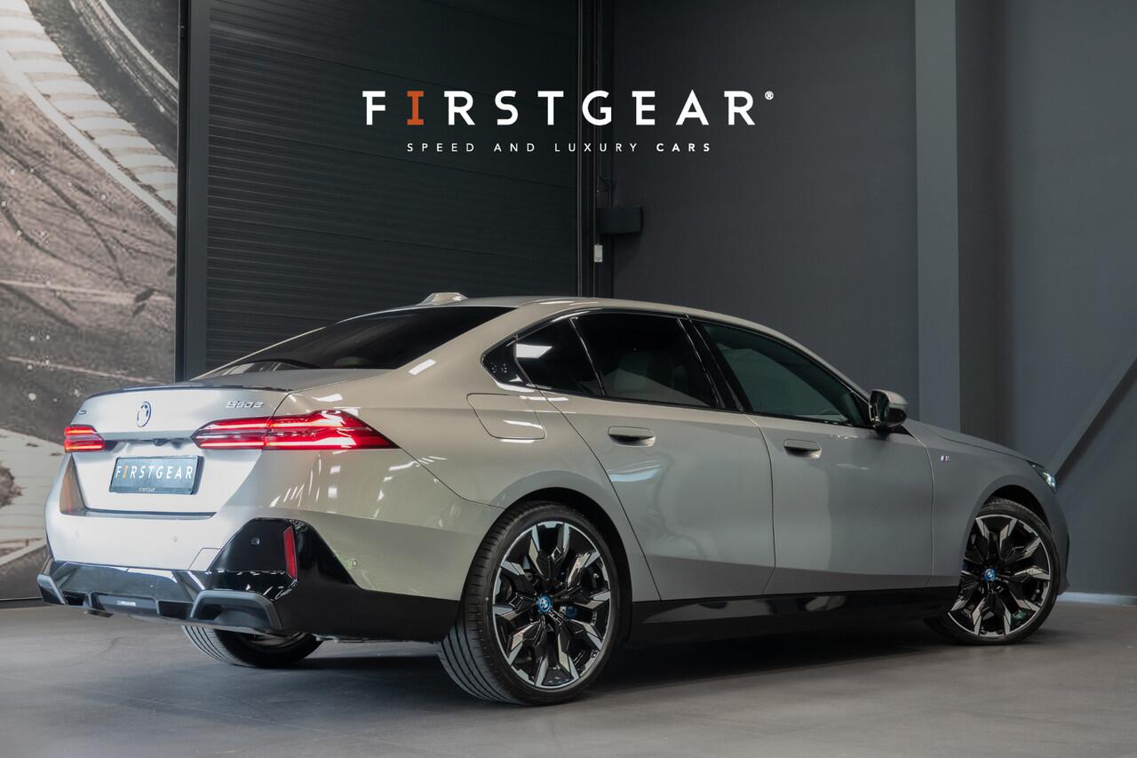 BMW 5-SERIE 550e xDrive *M-Sport Pro / Bowers & Wilkins / HUD / Memory / Stoelventilatie*