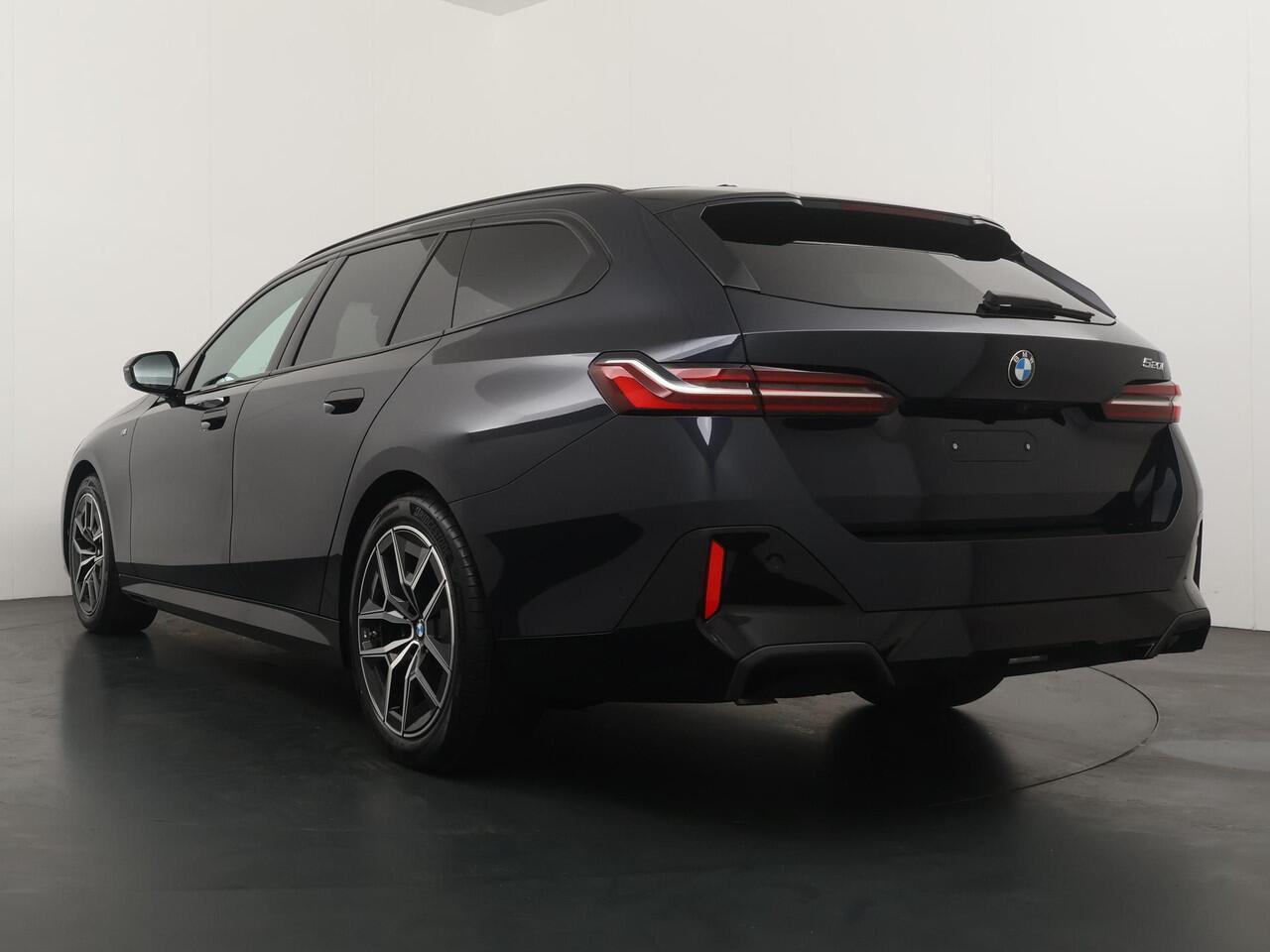 BMW 5-SERIE 520i Touring | M Sportpakket | Travel pack | Comfort Pack