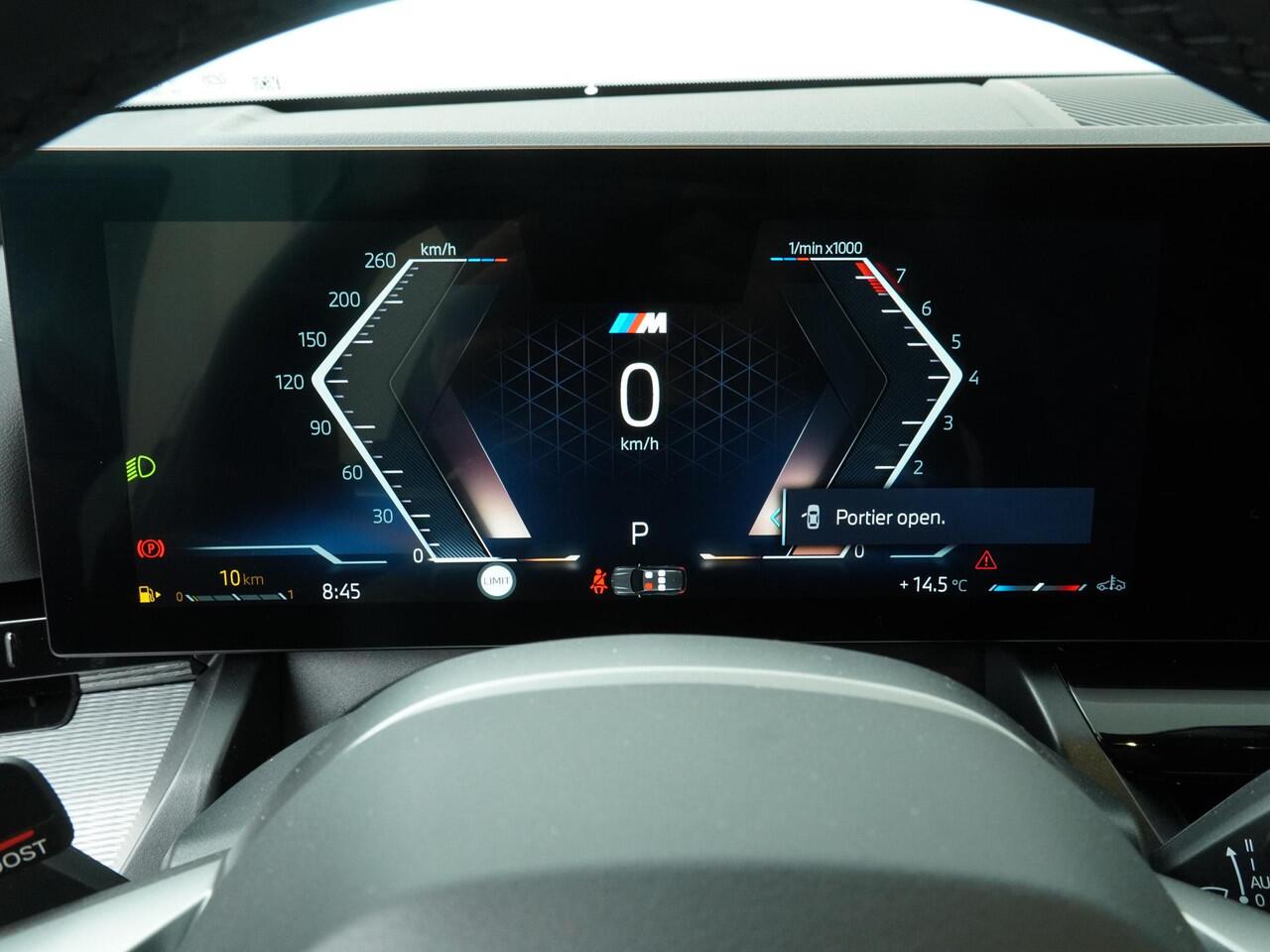 BMW 5-SERIE 520i Touring | M Sportpakket | Travel pack | Comfort Pack