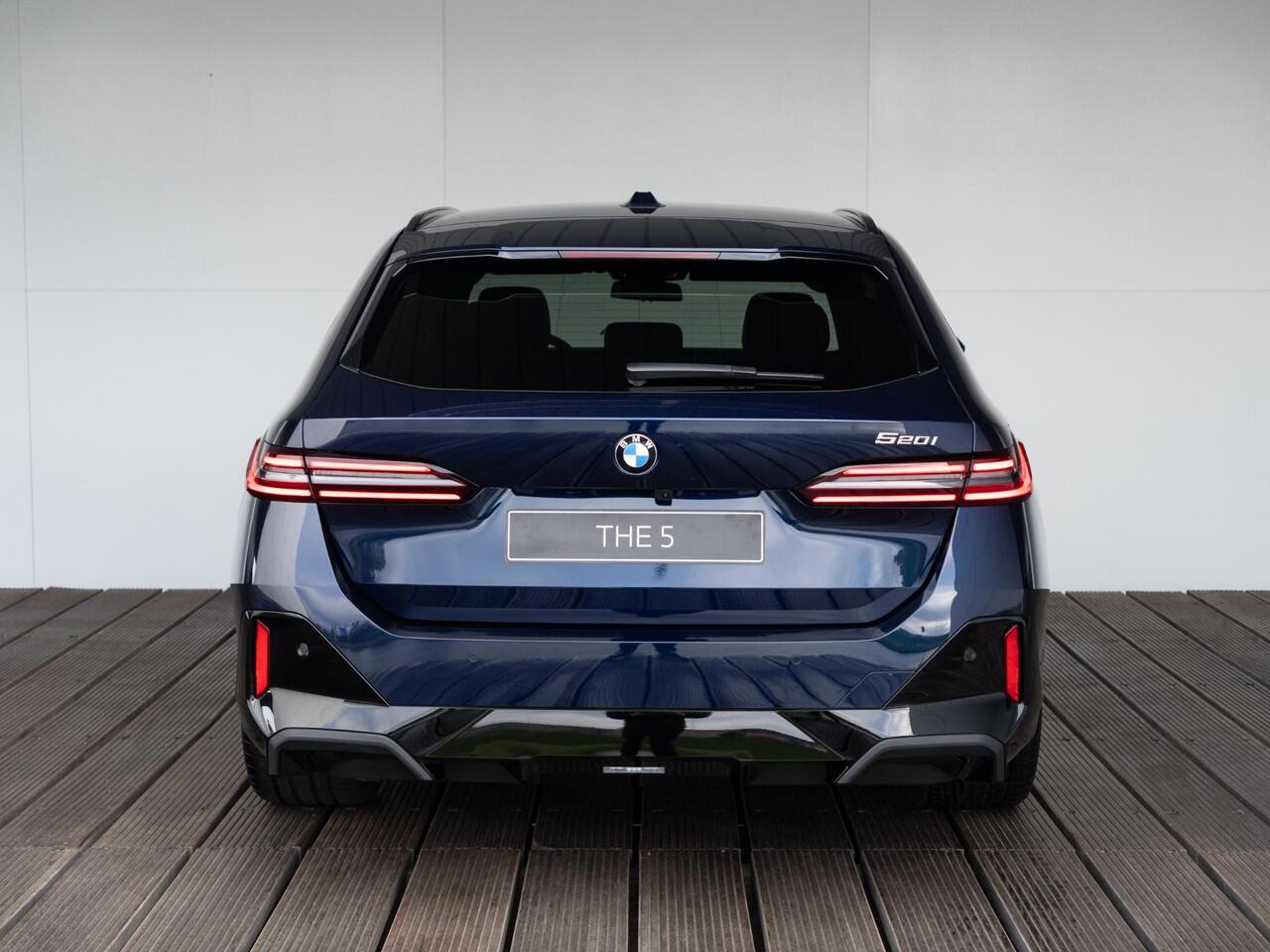 BMW 5-SERIE Touring 520i | M Sport Package | M Sport Package Pro | Travel Package