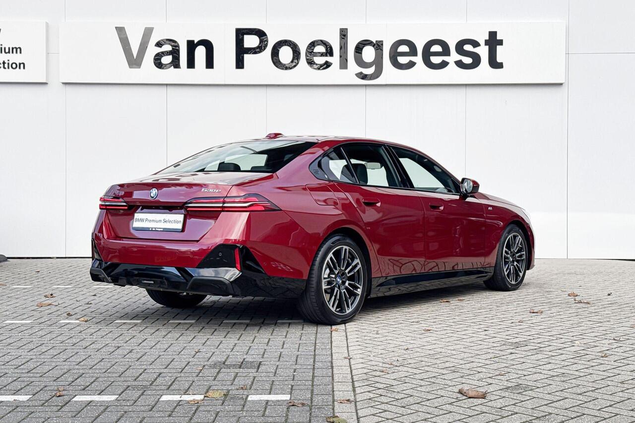 BMW 5-SERIE Sedan 530e