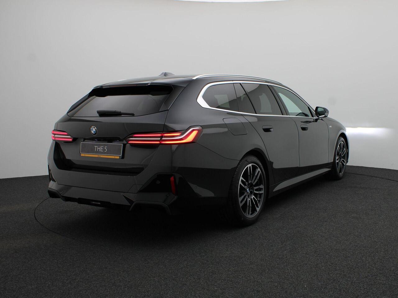 BMW 5-SERIE Touring 520i | M Sport Package | Equipment Package Pro | Travel Package