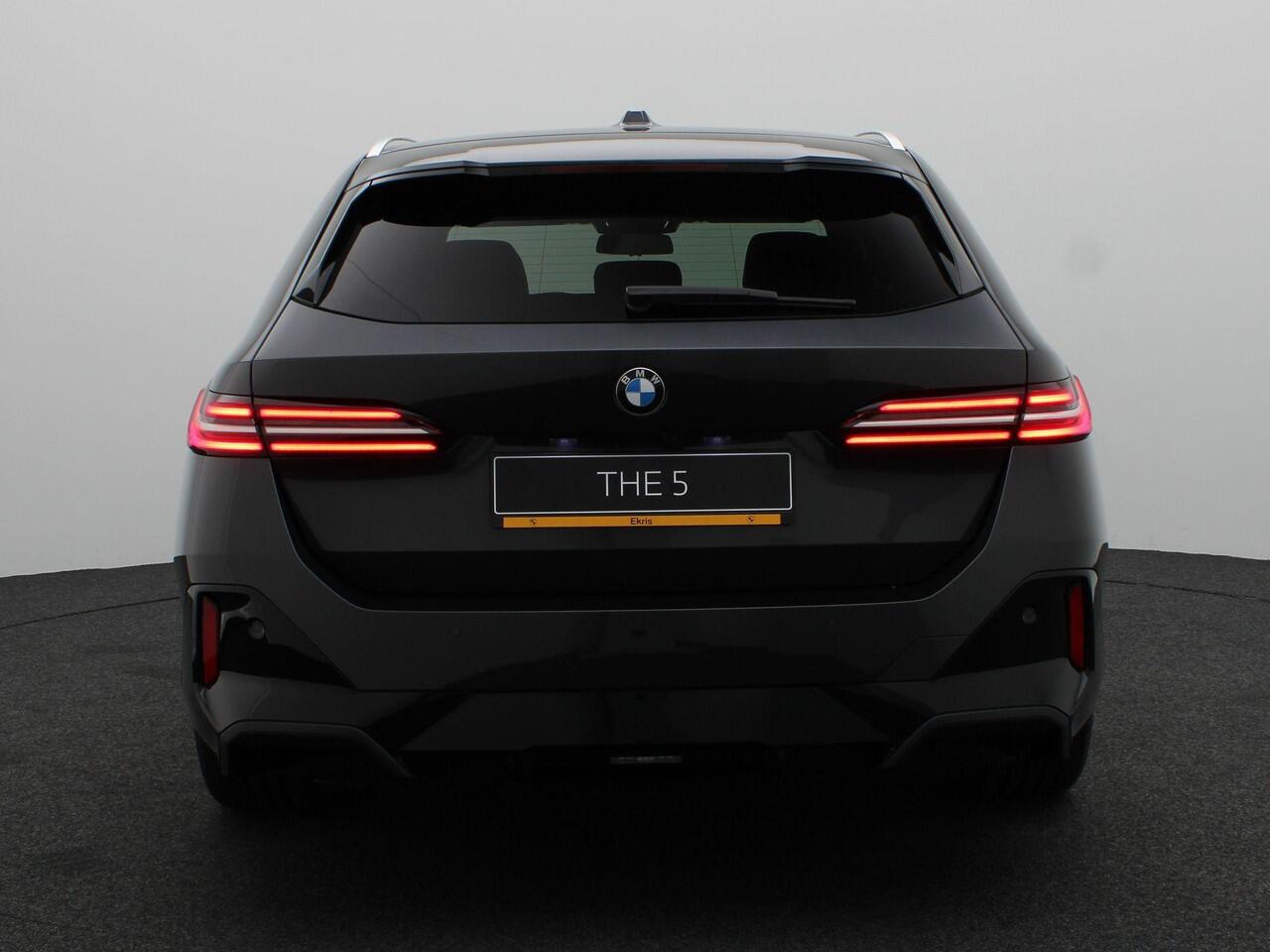 BMW 5-SERIE Touring 520i | M Sport Package | Equipment Package Pro | Travel Package