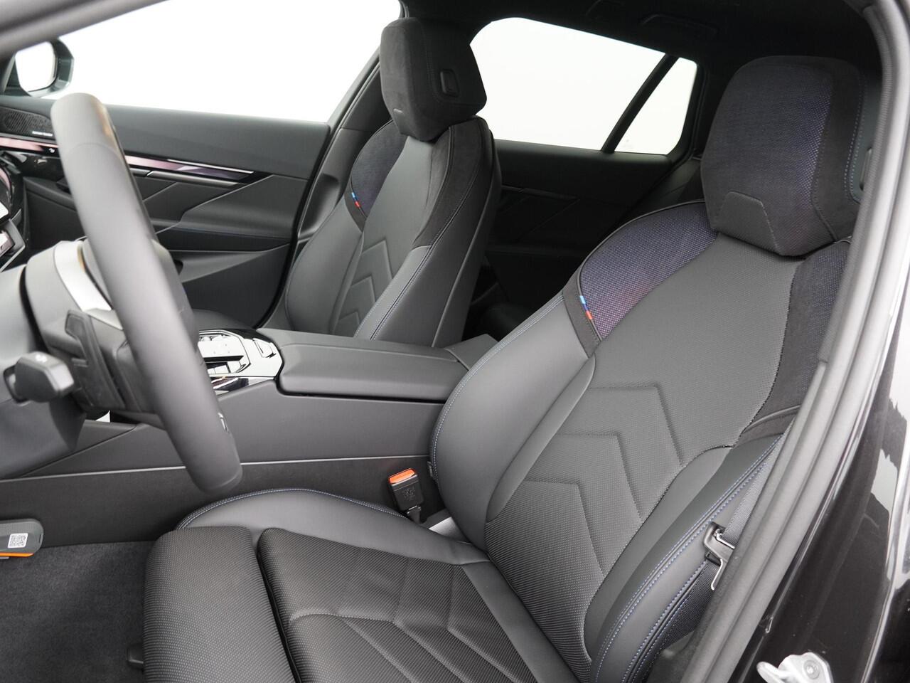 BMW 5-SERIE Touring 530e | M Sportpakket | Trekhaak | Ekris Selection