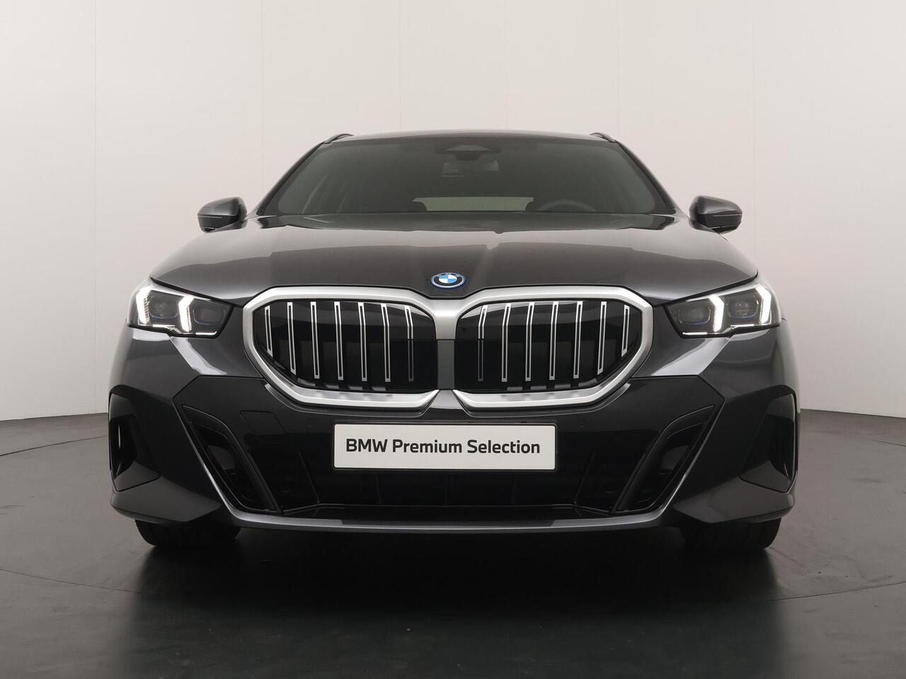 BMW 5-SERIE Touring 530e | M Sportpakket | Trekhaak | Ekris Selection