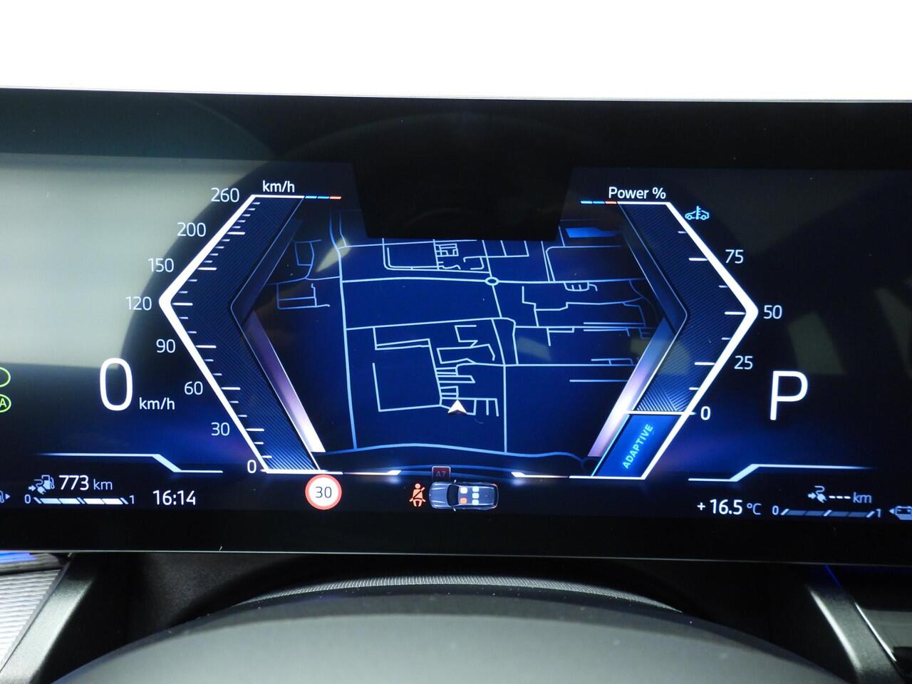 BMW 5-SERIE Touring 530e M-Sportpakket | LED | Navigatie | Trekhaak | Schuifdak | Active cruise | DAB | Harman-kardon sound | Alu 19 inch