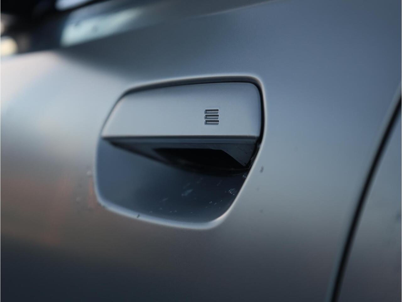 BMW 5-SERIE 530e M Sport Edition M Sportpakket Pro - Elektrische Trekhaak - Panoramadak - Stoelventilatie - B&W - Driving Assistant Professional | Ekris Selection