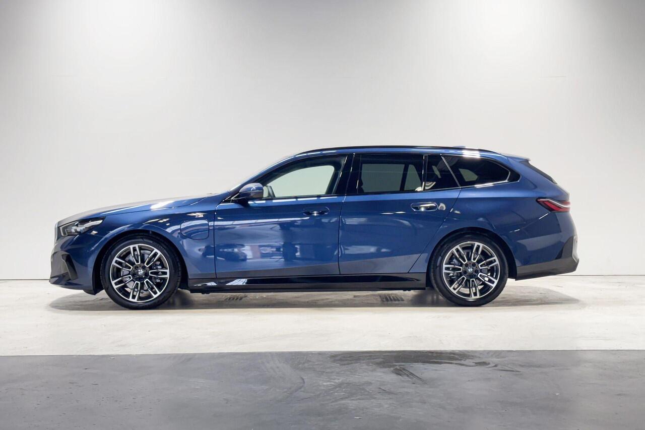 BMW 5-SERIE Touring 530e M Sport Edition