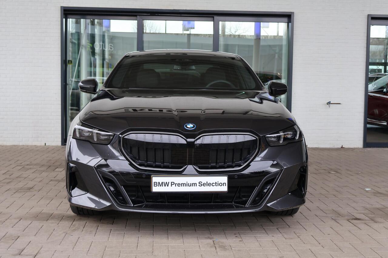 BMW 5-SERIE 530e Sedan | M Sport Edition | M Sportpakket Pro | Equipment Pack Pro | Travel Pack | Comfort Pack | Ekris Selection