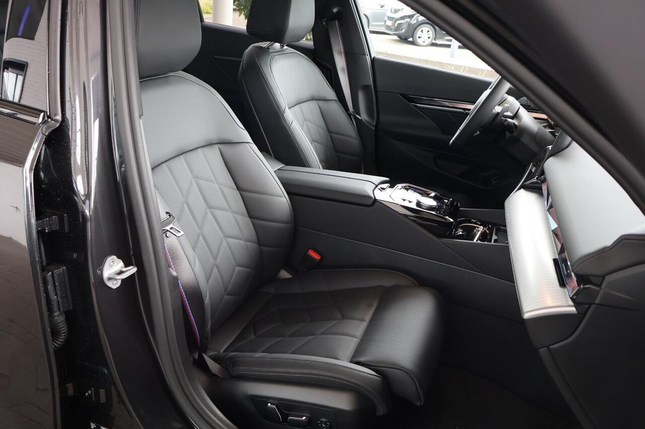 BMW 5-SERIE 530e Sedan | M Sport Edition | M Sportpakket Pro | Equipment Pack Pro | Travel Pack | Comfort Pack | Ekris Selection