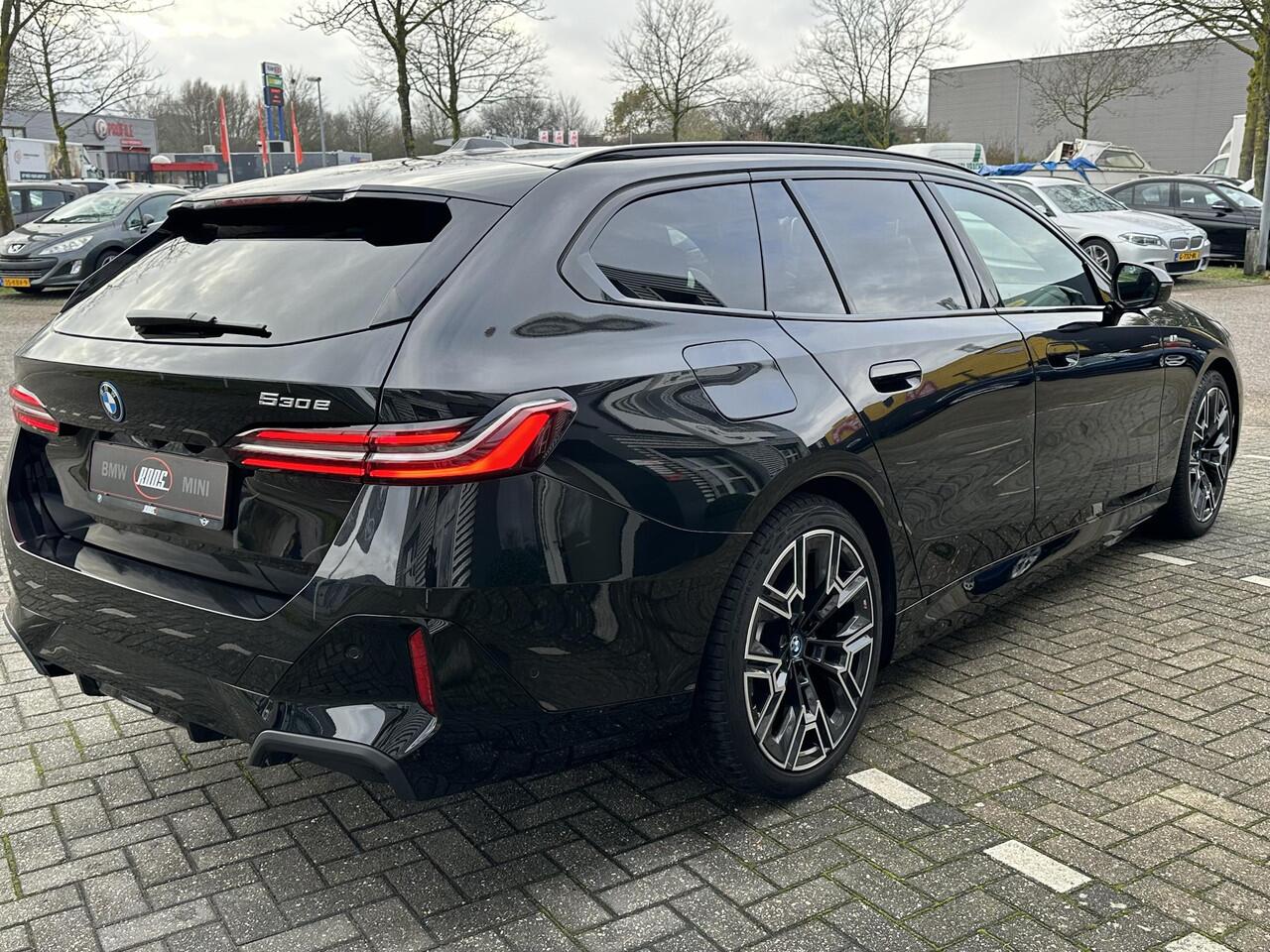 BMW 5-SERIE Touring 530e M Sport Edition Comfort toegang | Elect trekhaak | Origineel NL