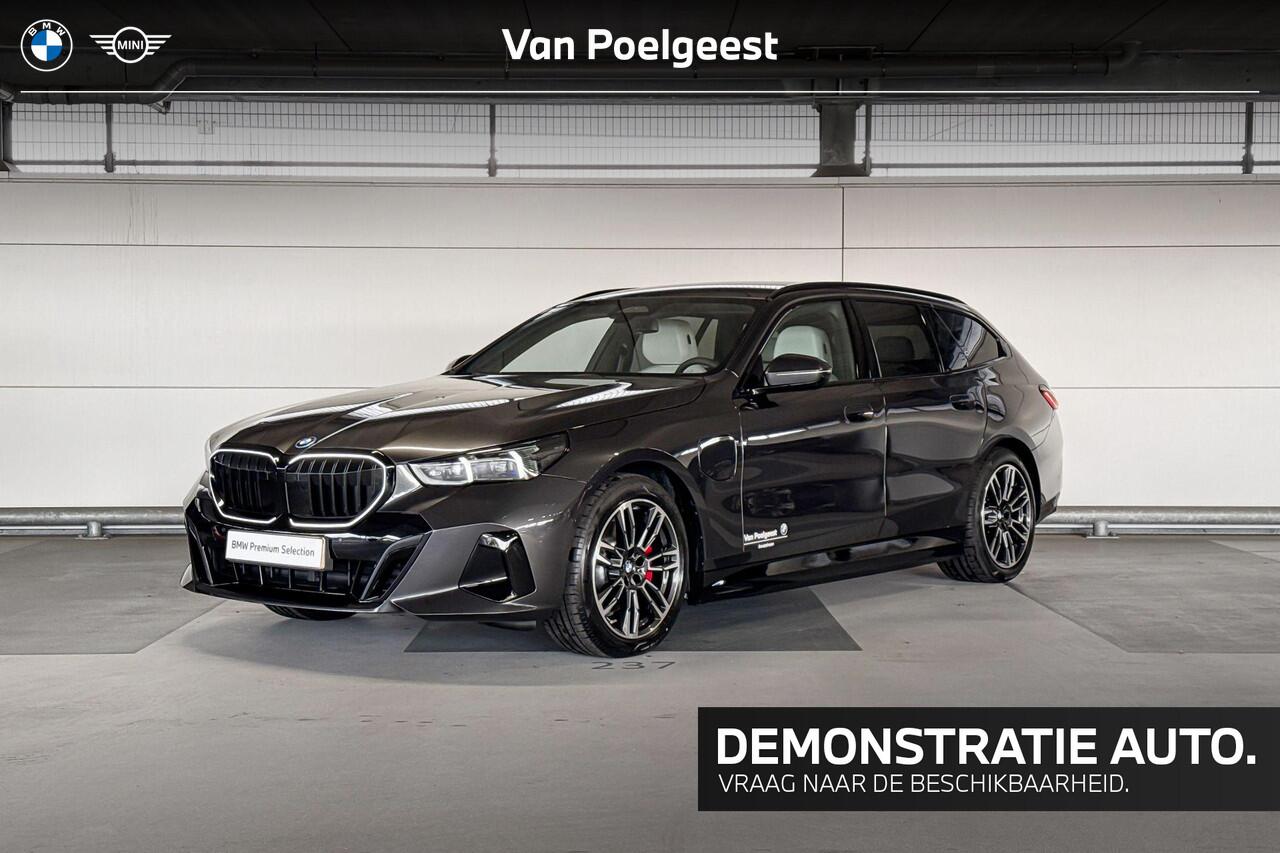BMW 5-SERIE Touring 530e | M Sportpakket Pro | Travel Pack | Comfort Pack | Trekhaak