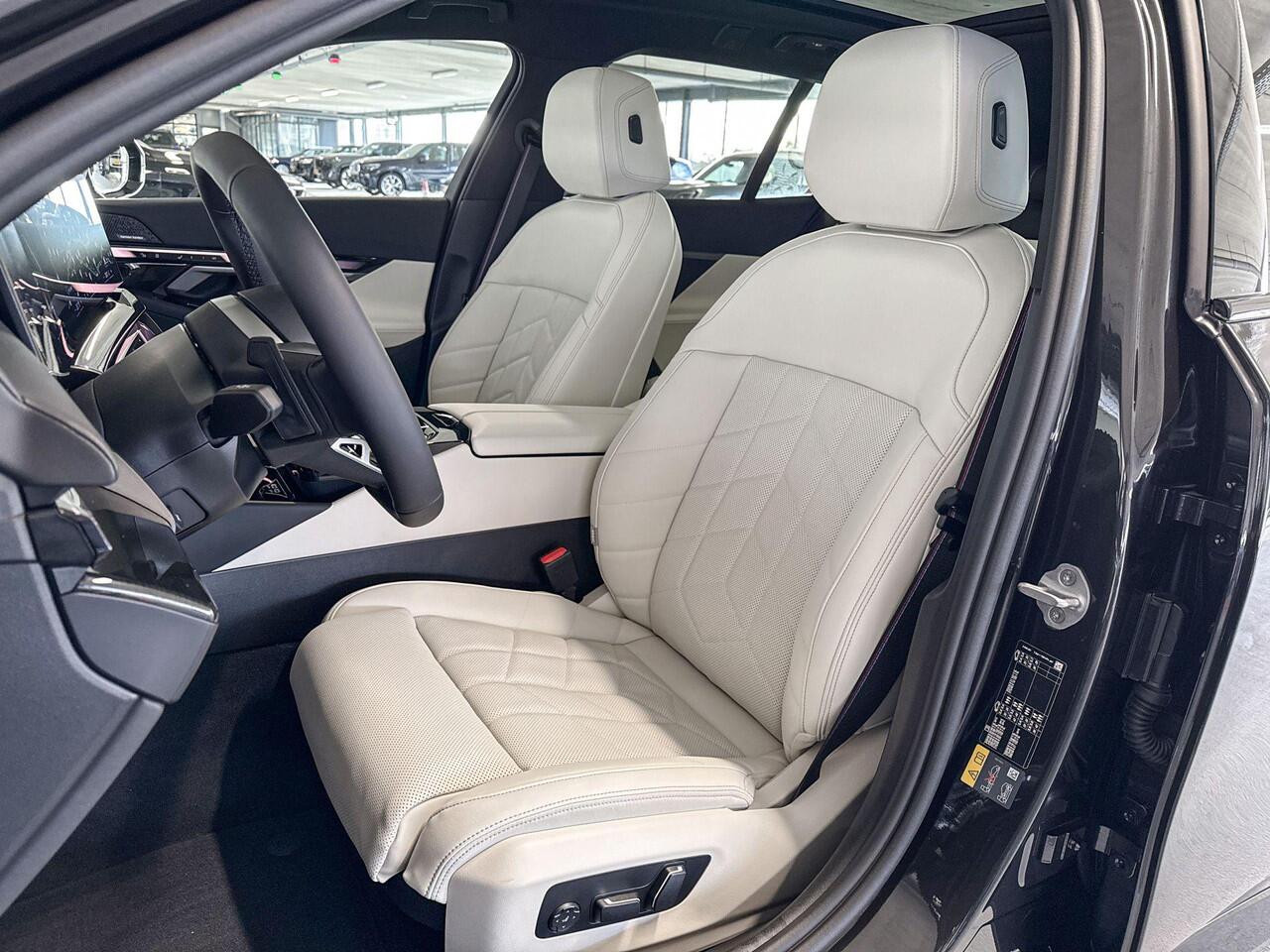 BMW 5-SERIE Touring 530e | M Sportpakket Pro | Travel Pack | Comfort Pack | Trekhaak