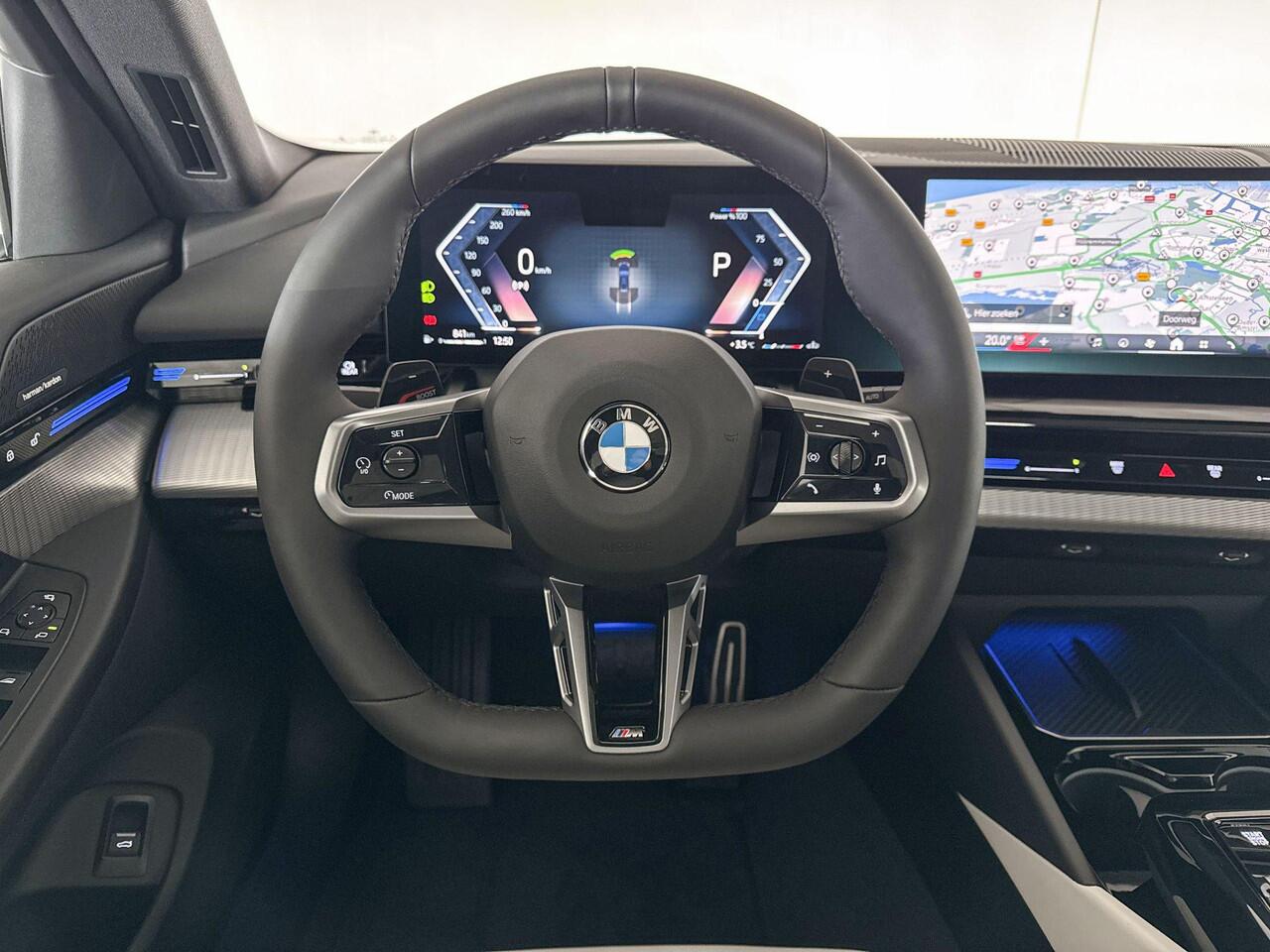 BMW 5-SERIE Touring 520i | M Sportpakket Pro | Innovation Pack | Travel Pack | Comfort Pack | Trekhaak