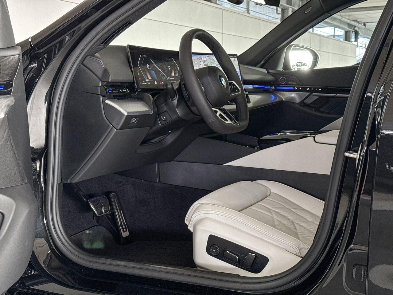 BMW 5-SERIE Touring 520i | M Sportpakket Pro | Innovation Pack | Travel Pack | Comfort Pack | Trekhaak