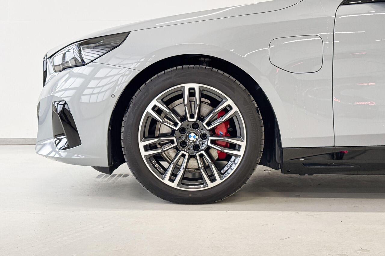 BMW 5-SERIE Touring 530e Innovation Pack M Sportpakket Pro Aut.