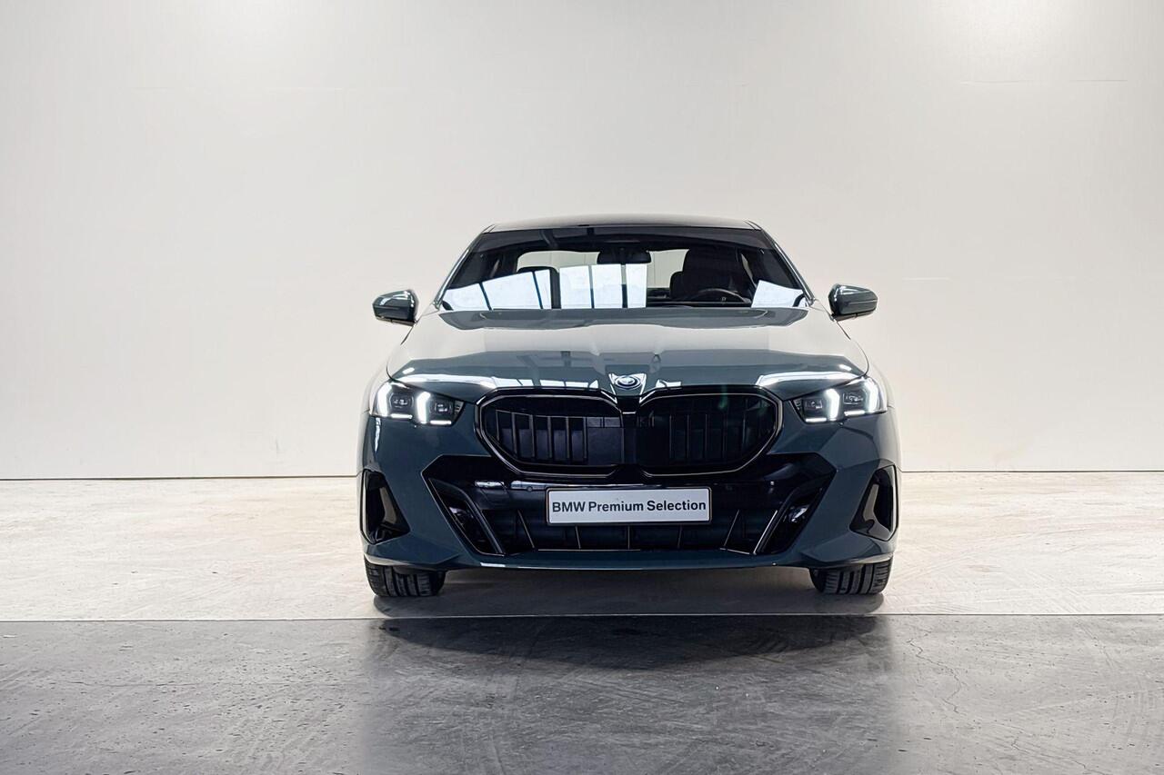 BMW 5-SERIE Sedan 530e M Sport Edition Innovation Pack Aut.
