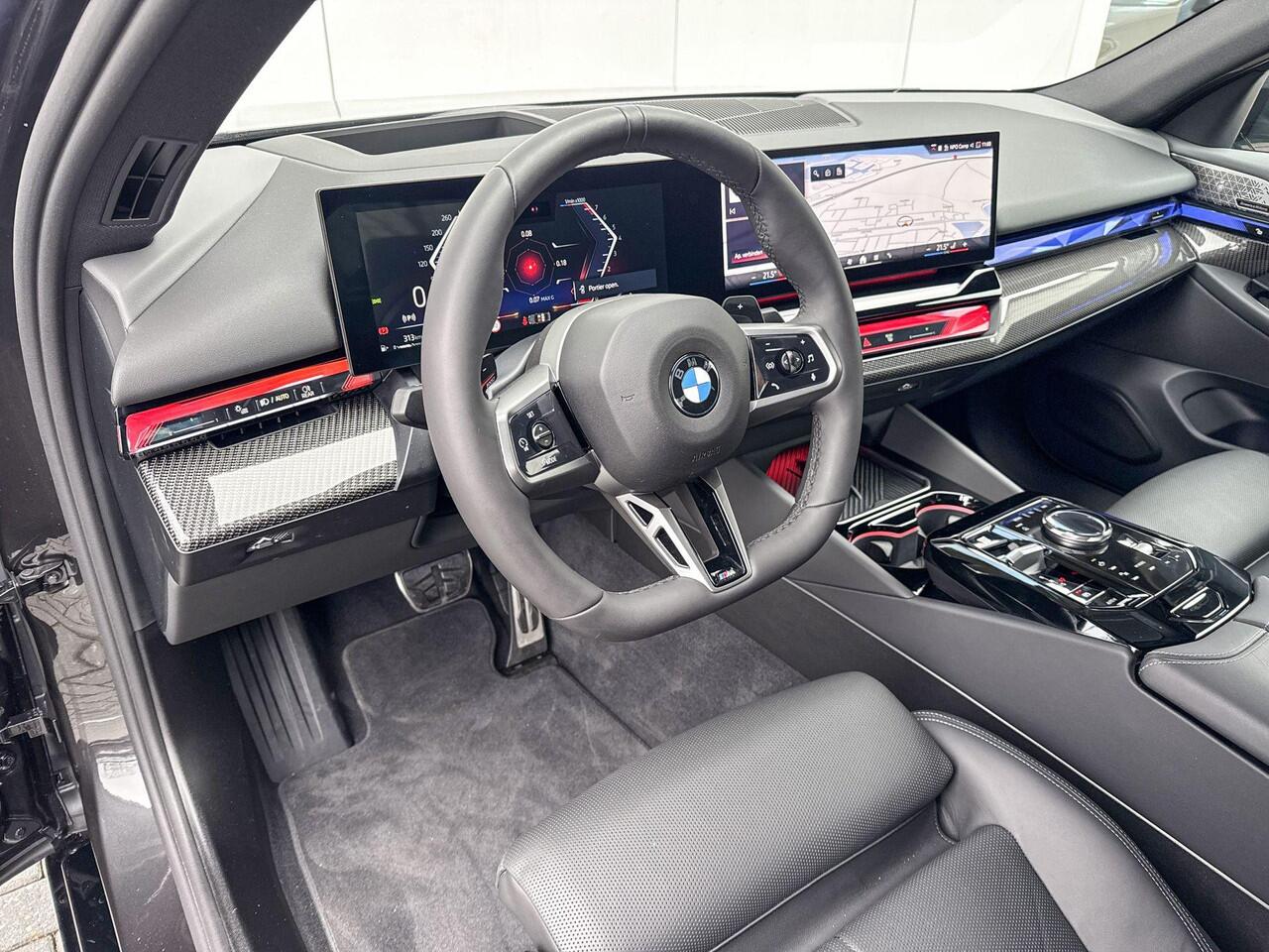 BMW 5-SERIE Sedan 520i Innovation Pack | M Sport