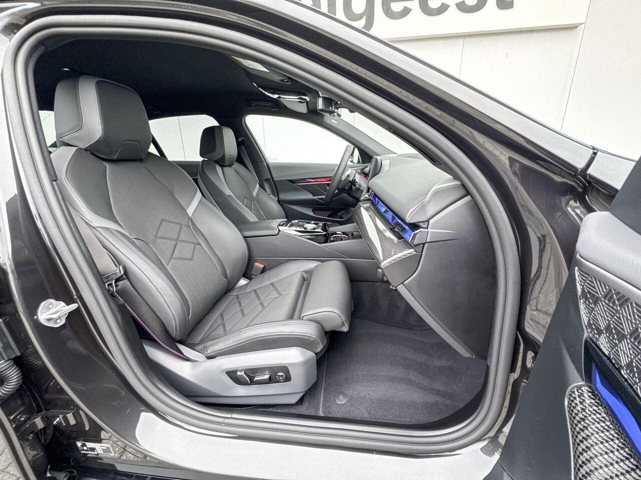 BMW 5-SERIE Sedan 520i Innovation Pack | M Sport