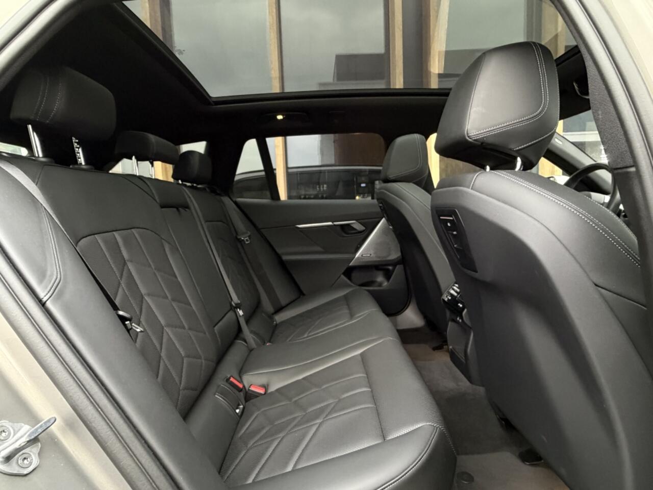 BMW 5-SERIE Touring 530e M Sport Edition