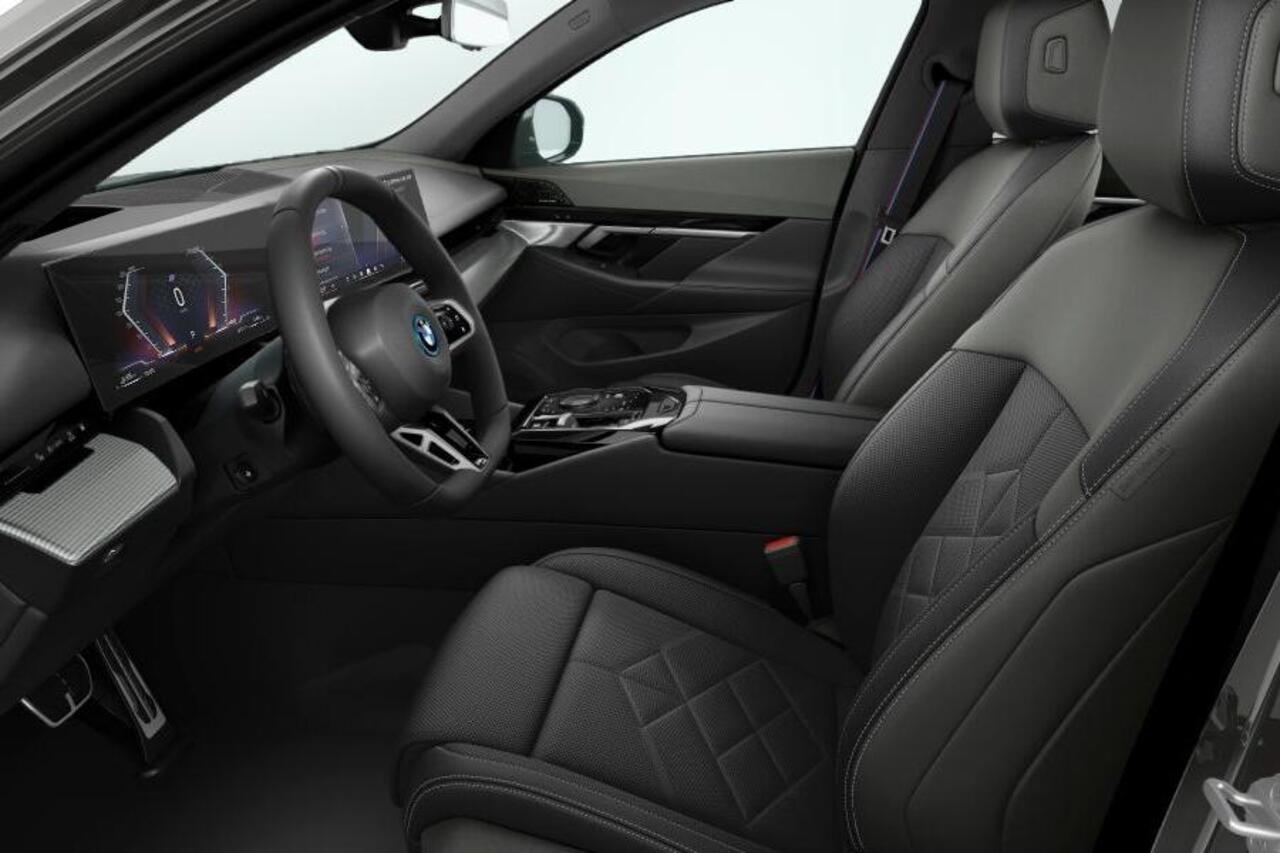 BMW 5-SERIE Touring 550e xDrive