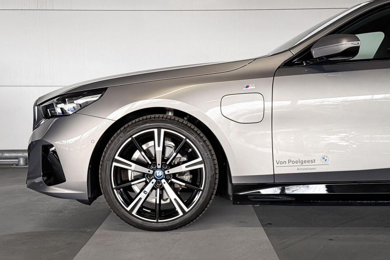 BMW 5-SERIE Touring 530e M Sport